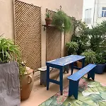 Grand Appartement, Terrasse, Centre-ville شقة بزييه