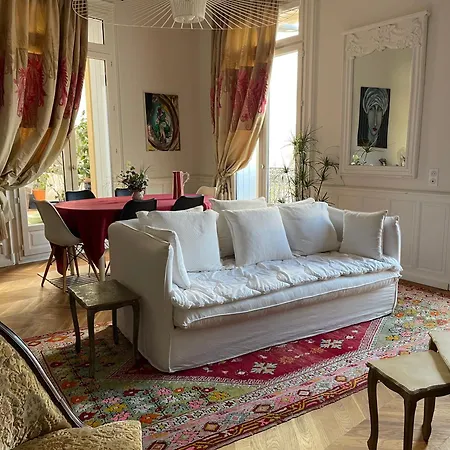 Grand Appartement, Terrasse, Centre-ville شقة